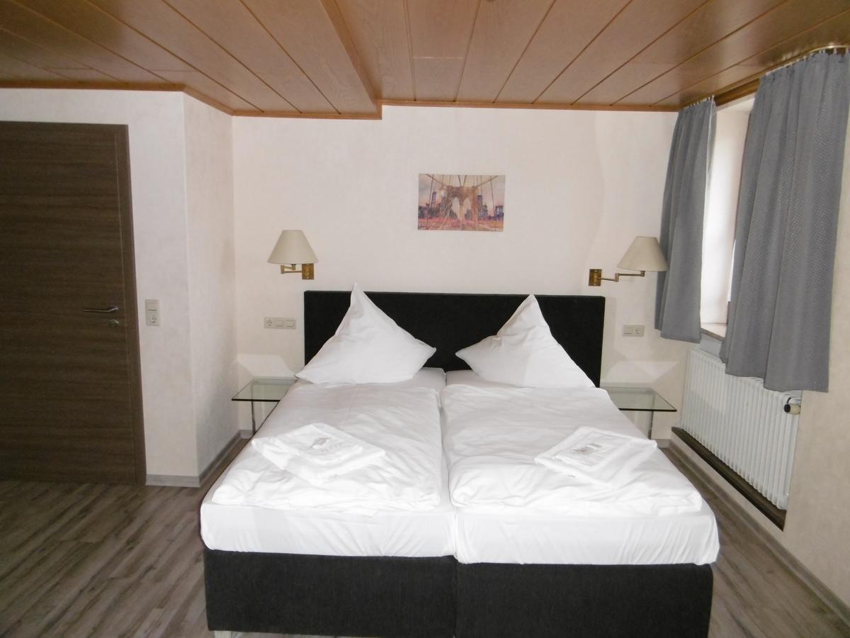 Gaestepension Zum Stern Buhlertann Bagian luar foto